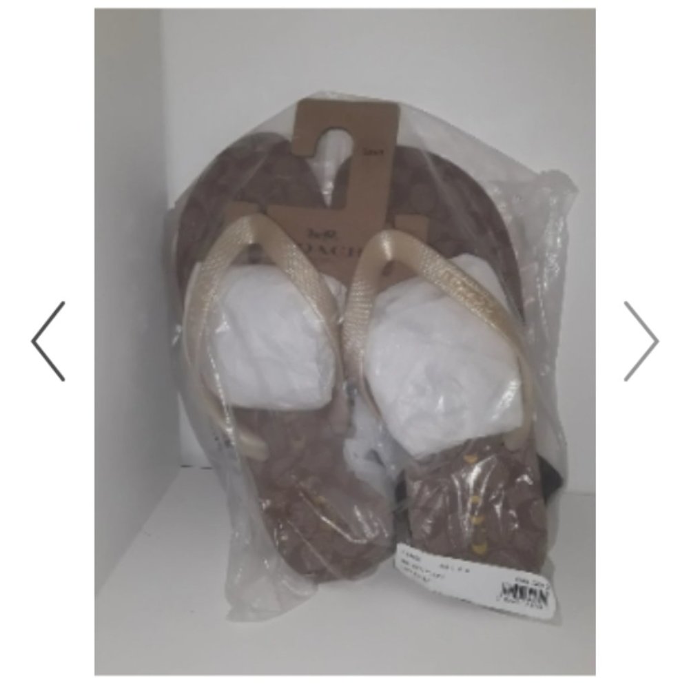 Coach flip flops